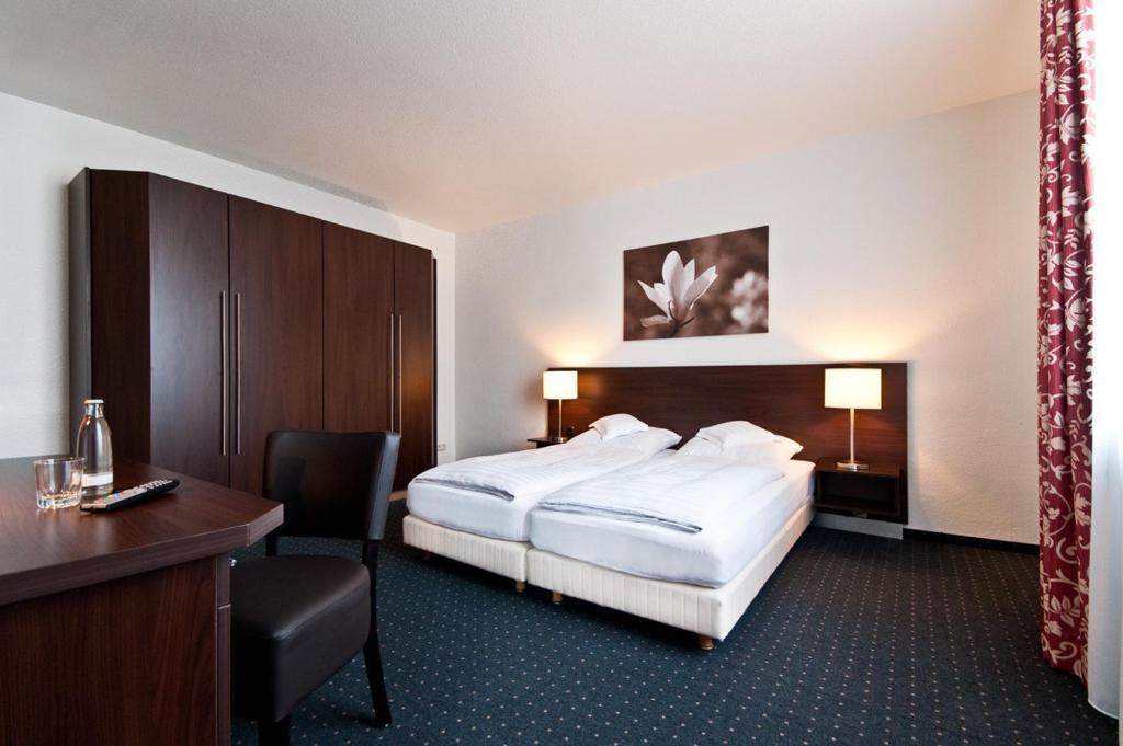 Hotel Am Oppspring Mülheim an der Ruhr Pokoj fotografie